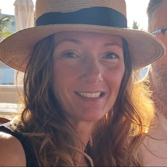 💗Paula, Posh Ambassador 💗 - Picture 1 of 2